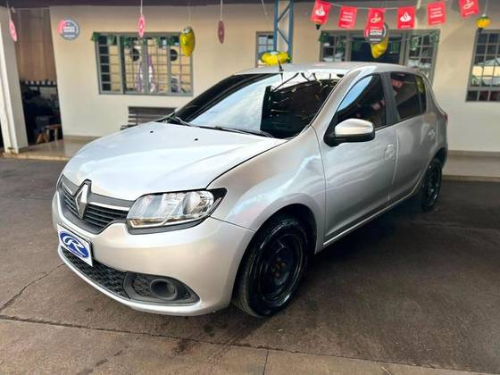 RENAULT SANDERO 1.0 AUTHENTIQUE 16V FLEX 4P MANUAL RENAULT SANDERO 1.0 AUTHENTIQUE 16V FLEX 4P MANUAL